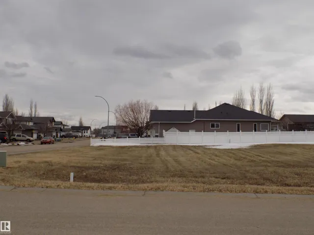 4232 54 AVENUE, Wetaskiwin, Alberta T9A0M8