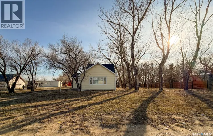 508 4th STREET N, Val Marie, Saskatchewan S0N2T0