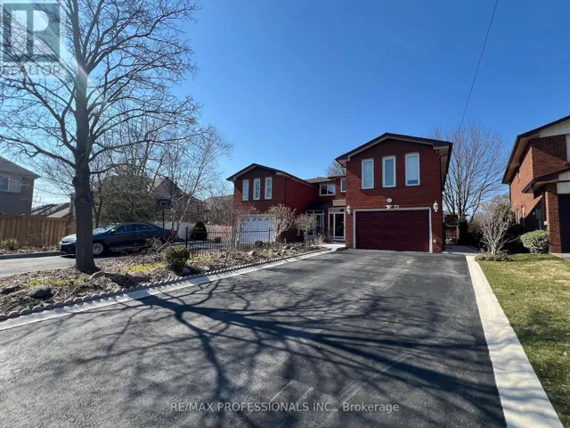 BASEMENT - 94 BREMEN LANE, Mississauga (Streetsville), Ontario L5M2N5