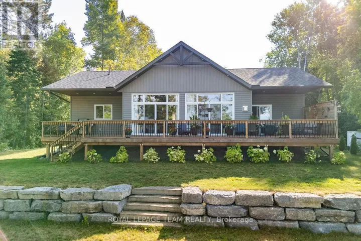 42153B COMBERMERE ROAD S, Madawaska Valley, Ontario K0J1B0