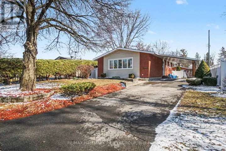 2354 FURBY AVENUE, Ottawa, Ontario K1G1E3
