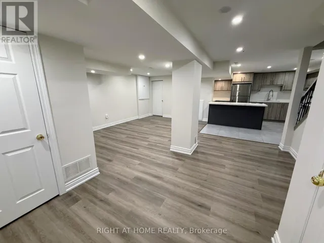 3419 DOVETAIL MEWS, Mississauga (Erin Mills), Ontario L5L5E6