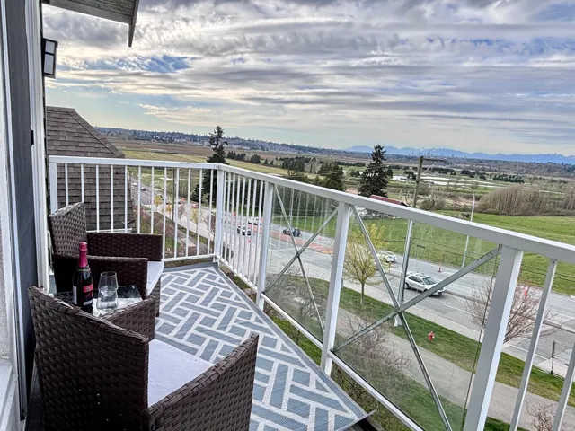 415 16398 64 AVENUE, Surrey, British Columbia V3S6X6