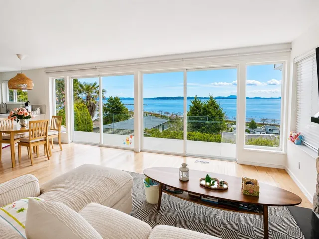 14748 UPPER ROPER AVENUE, White Rock, British Columbia V4B2C9