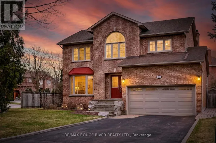 60 EMMETT PLACE, Whitby (Pringle Creek), Ontario L1R2B4