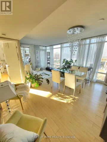 818 - 15 BRUNEL COURT, Toronto (Waterfront Communities), Ontario M5V3Y6