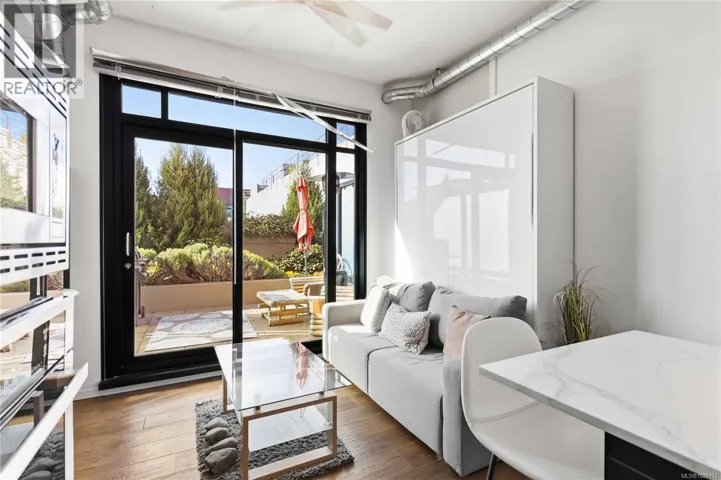 330 1029 View St, Victoria, British Columbia V8V0C9