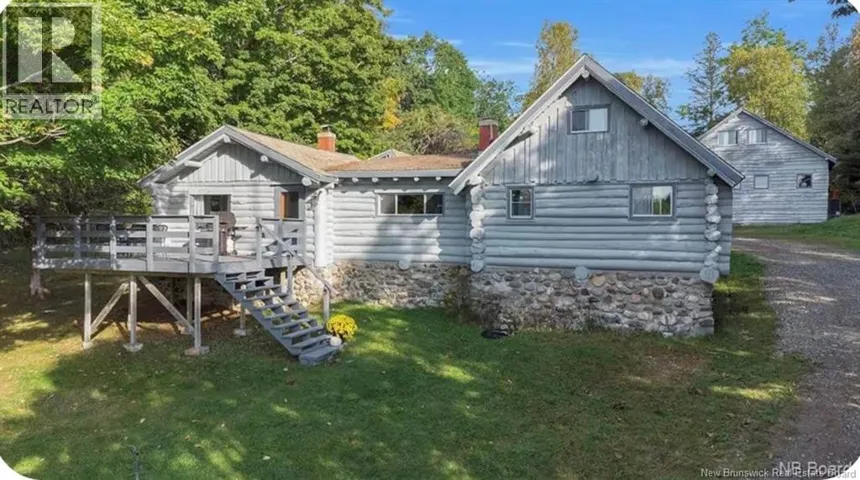 35 Hills Road, Oak Bay, New Brunswick E3L4K6