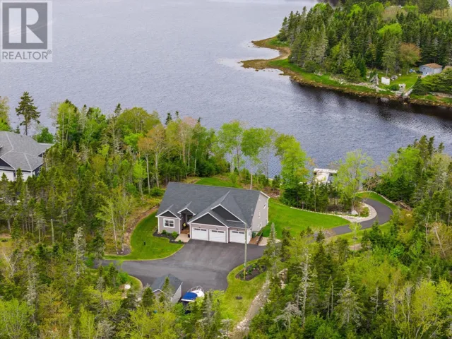 168 Hargrove Lane, Whites Lake, Nova Scotia B3T0H8