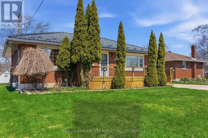 19 TAMARACK AVENUE, St. Catharines (Bunting/Linwell), Ontario L2M3B8