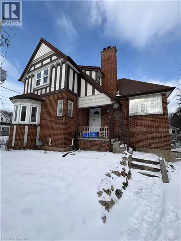 184 ARKELL Street, Hamilton, Ontario L8S1W8