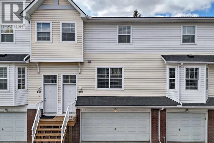 252 Prestwick Acres Lane SE, Calgary, Alberta T2Z3Y2