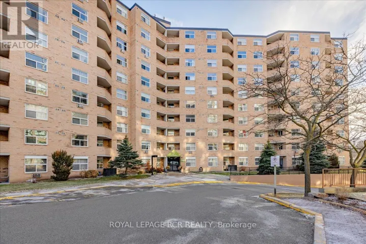 613 - 260 DAVIS DRIVE, Newmarket (Central Newmarket), Ontario L3Y7C3