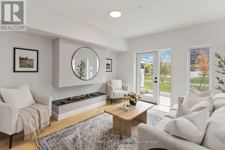 A110 - 2062 LUMEN DRIVE, London South (South A), Ontario N6K0L3