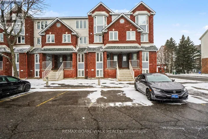 5 BRISTON PRIVATE, Ottawa, Ontario K1G5P6
