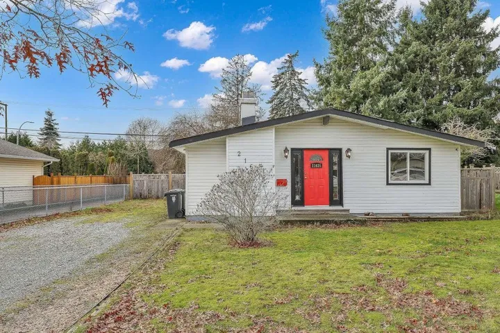 21635 50A AVENUE, Langley, British Columbia V3A8W9