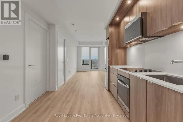 1501 - 60 CENTRAL PARK ROADWAY, Toronto (Islington-City Centre West), Ontario M9A3K1