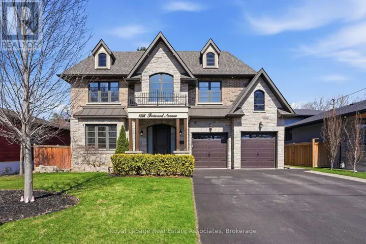 1395 TROTWOOD AVENUE, Mississauga (Mineola), Ontario L5G3Z7