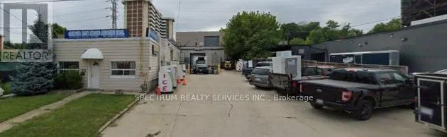 464 GILBERT AVENUE, Toronto (Caledonia-Fairbank), Ontario M6E4X5