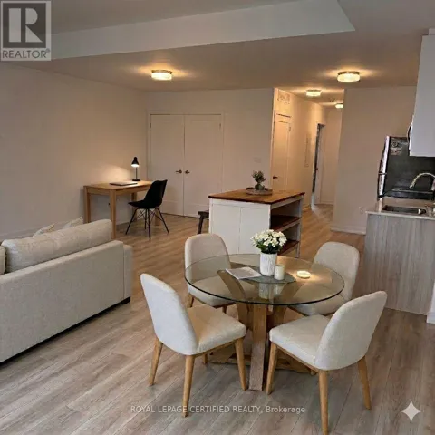 P16 - 25 PALACE STREET, Kitchener, Ontario N2E0L2