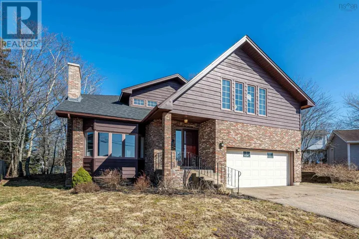 24 The Horseshoe, Dartmouth, Nova Scotia B2Y4E5