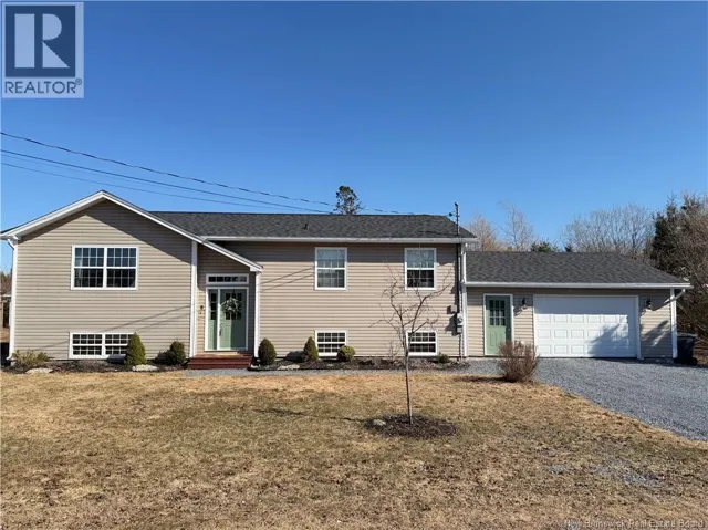 8 Adam Lane, Quispamsis, New Brunswick E2E6B4