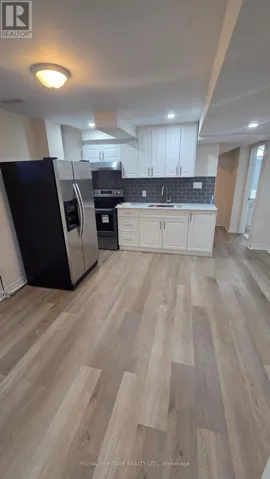 BASEMANT - 49 EVERINGHAM CIRCLE, Brampton (Sandringham-Wellington), Ontario L6R0R9