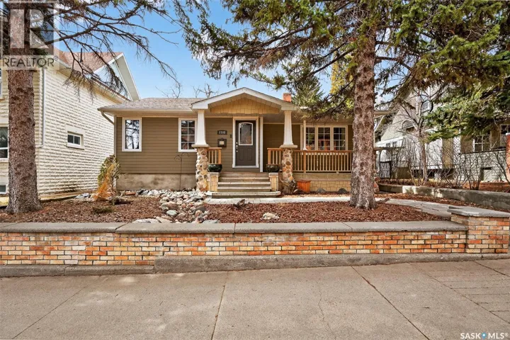 1108 Grafton AVENUE, Moose Jaw, Saskatchewan S6H3S5