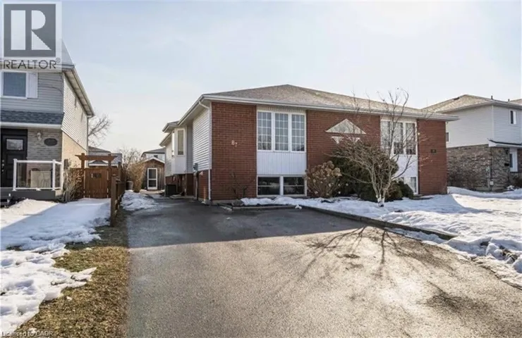 87(A) TAMVALE Crescent, Kitchener, Ontario N2E3K8