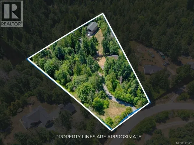 1890 Pierce Way, Qualicum Beach, British Columbia V9K2V1