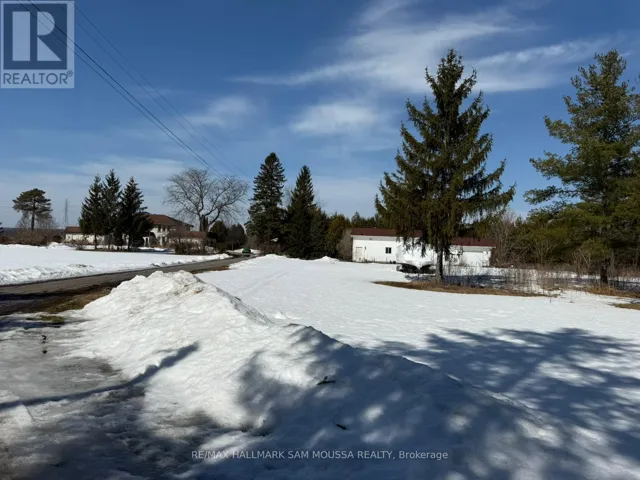 970 CAMERON STREET, Ottawa, Ontario K4C1C6