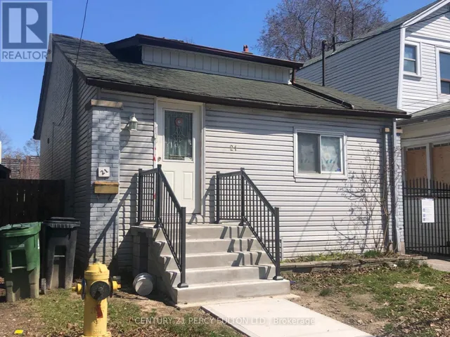 21 EASTDALE AVENUE, Toronto (Crescent Town), Ontario M4C4Z8