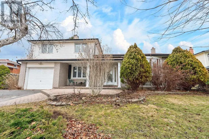 13 STRATHY ROAD, Ajax (South East), Ontario L1S2T9