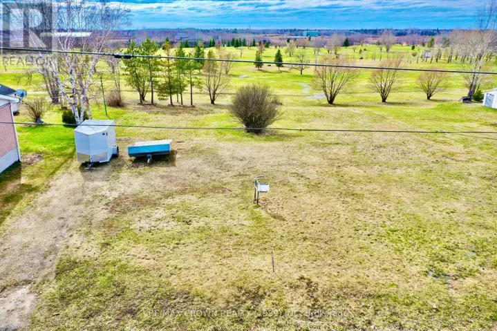 228-232 ROSS ROAD, Smooth Rock Falls (SRF), Ontario P0L2B0