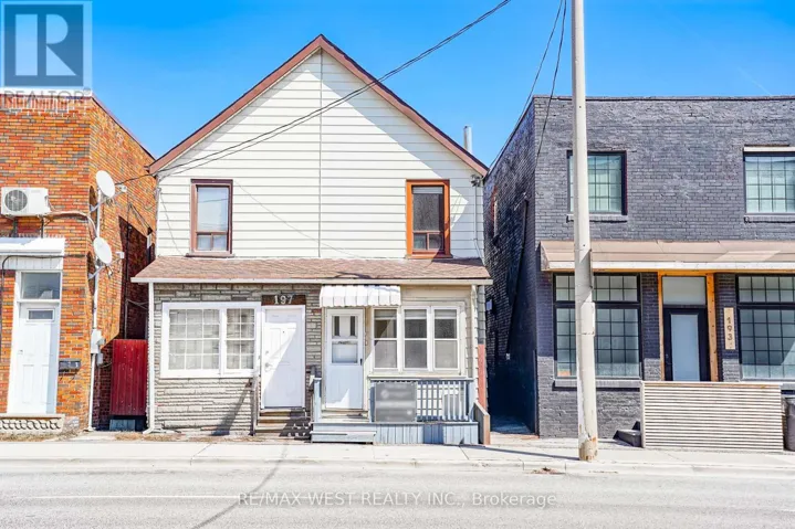 195 ISLINGTON AVENUE, Toronto (New Toronto), Ontario M8V3B8