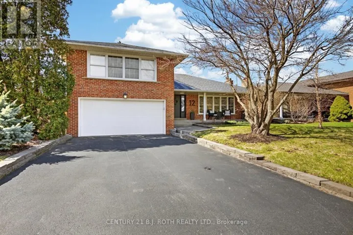 12 TALLFOREST CRESCENT, Toronto (Markland Wood), Ontario M9C2X2