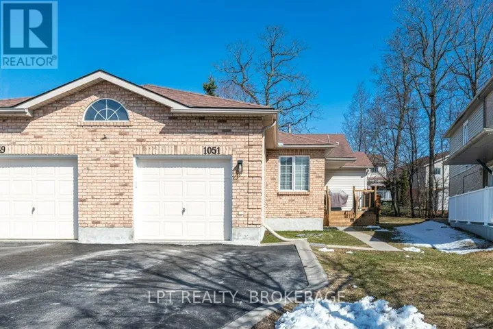 1051 WATERBURY CRESCENT, Kingston (City SouthWest), Ontario K7M8V4