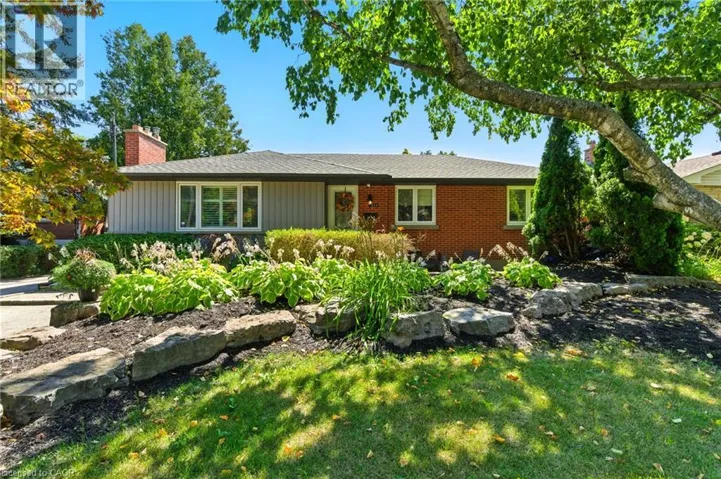 2224 GHENT Avenue, Burlington, Ontario L7R1Y7