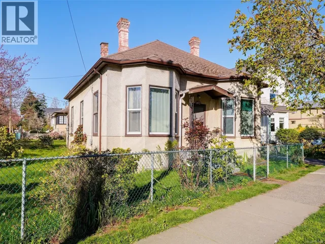602 Craigflower Rd, Victoria, British Columbia V9A2W2