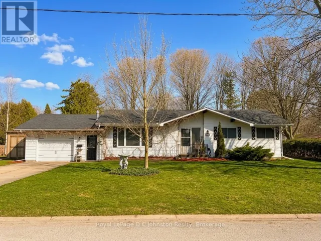 121 EDWARD STREET, Saugeen Shores, Ontario N0H2L0