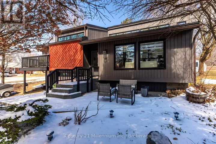 1 ARMSTRONG CRESCENT, Grey Highlands, Ontario N0C1H0