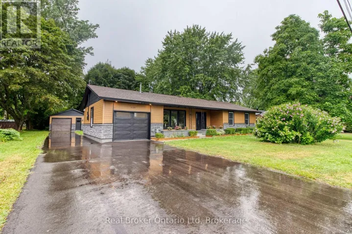 446 ISAAC STREET, South Bruce Peninsula, Ontario N0H2T0