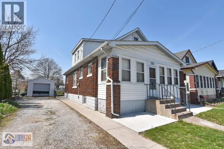 769 MCKAY, Windsor, Ontario N9B1Z9