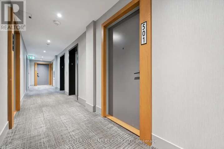 501 - 1888 QUEEN STREET E, Toronto (The Beaches), Ontario M4L1H4