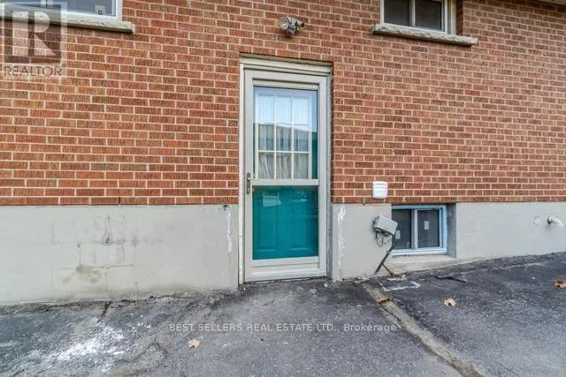 LOWER - 541 OAKWOOD AVENUE, Oshawa (O'Neill), Ontario L1G2R1