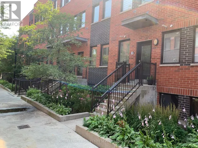 24 - 871 WILSON AVENUE, Toronto (Downsview-Roding-CFB), Ontario M3K1E6