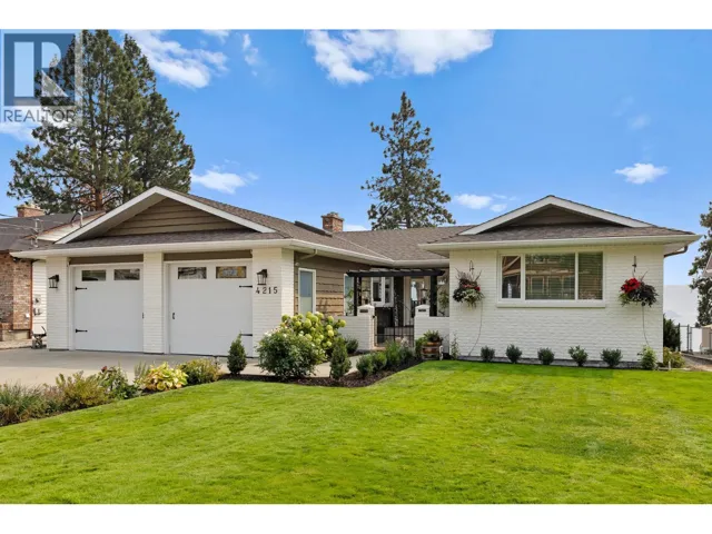4215 6th Avenue, Peachland, British Columbia V0H1X5
