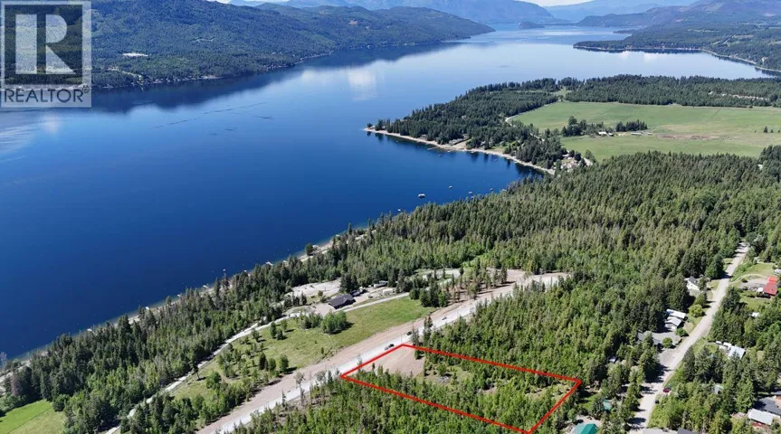 Lot 6 Lonneke Trail Lot# 6, Anglemont, British Columbia V0E1M8