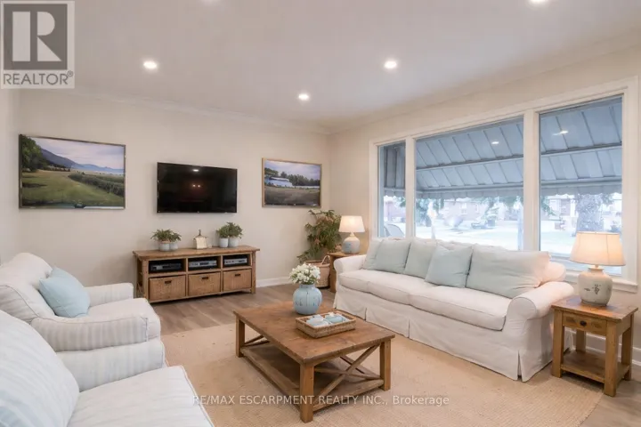 1 - 9 WEST 22ND STREET, Hamilton (Westcliffe), Ontario L9C4N4