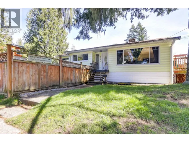3530 HASTINGS STREET, Port Coquitlam, British Columbia V3B4N4